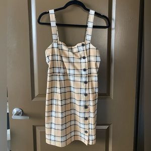 Divided button-up beige plaid dress
